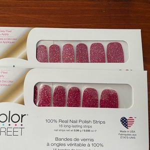 Color Street nail strips- Chile it Cool